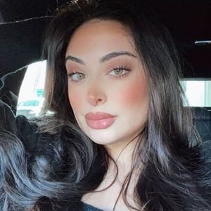 Meet your Posher, Marissa